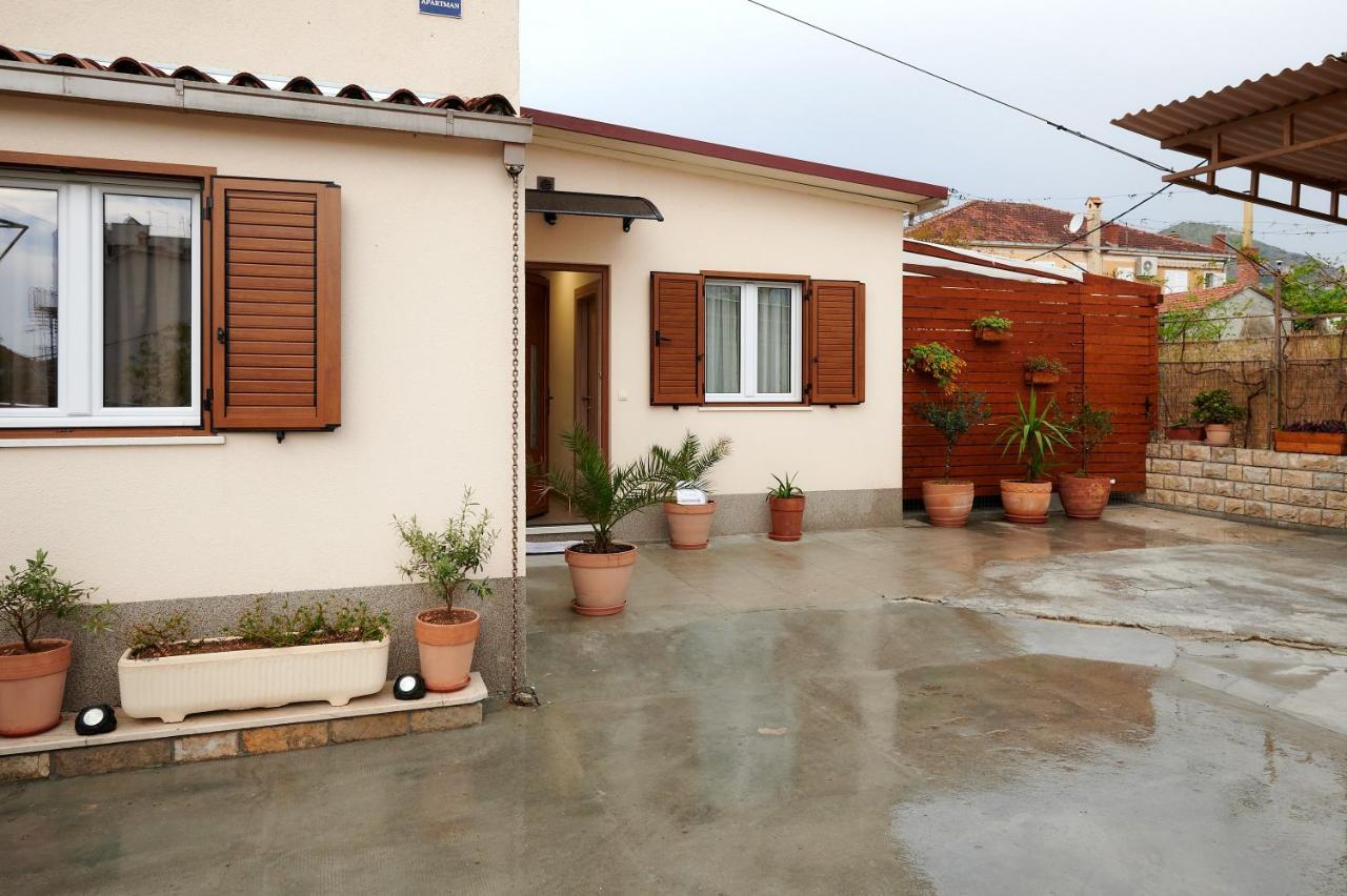 Apartment Boris Trogir Exterior foto